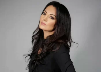 المغربية مريم التوزاني ضمن لجنة تحكيم  مهرجان كان السينمائي