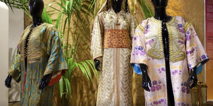 افتتاح المعرض التراثي للباس المخزني بمراكش