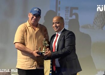 بالفيديو .. هكذا مرت أجواء حفل اختتام الدورة الخامسة لمهرجان سينما الشاطئ بالهرهورة