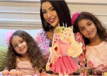 ابنة دنيا  بطمة تلفت الأنظار بجمالها