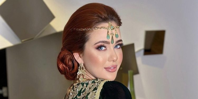 خولة بنعمران تعتذر من رضى ولد الشينوية٠٠(صورة)