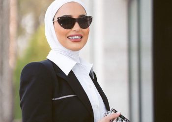 تنسيقات شتوية للمرأة العاملة (صور)