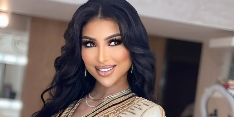دنيا بطمة تفجرها: “هناك أطراف تستفيد من شهرتي عربيا” (صورة)