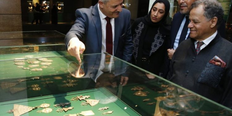 انطلاق فعاليات السنة الثقافية قطر المغرب 2024 بمعرض الحلي الأمازيغية للقصر الملكي