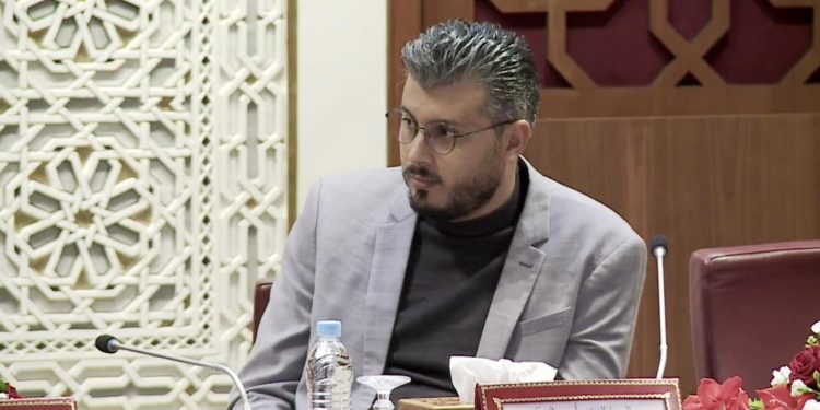 أمين رغيب يرد على اتهامه بتشويه سمعة المغربيات