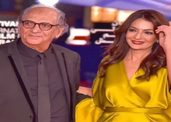 حنان الفاضلي تعد والدها بعدم نسيانه..(صورة)