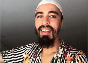 هاشم البسطاوي يعبر عن استنكاره للمستوى المتدني لأغنية “كبي آتاي”