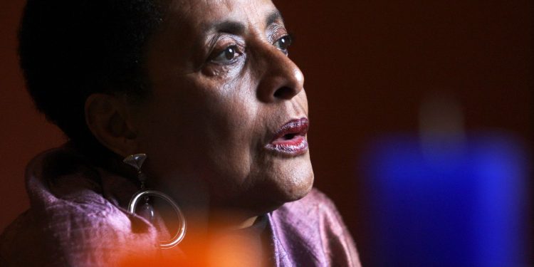 المغنية سوزانا باكا في حالة خطيرة