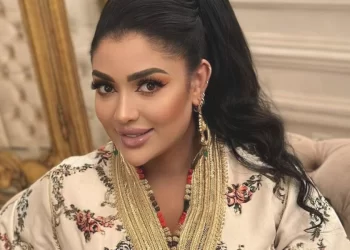 بسبب تدوينة٠٠أميمة باعزية تقلق جمهورها:”أنا امرأة مزوجة وحاملة خطر عليا هاد التهديدات”