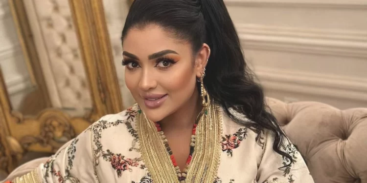 بسبب تدوينة٠٠أميمة باعزية تقلق جمهورها:”أنا امرأة مزوجة وحاملة خطر عليا هاد التهديدات”