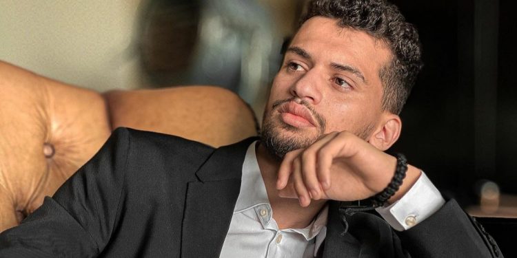 حقيقة زواج المدون عادل التاويل٠٠(صور)