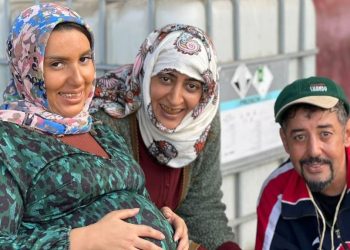 دنيا بوطازوت فخورة ب”جوج وجوه”: “الحمد لله حرك جهود كبيرة تخدم المحتاجين”