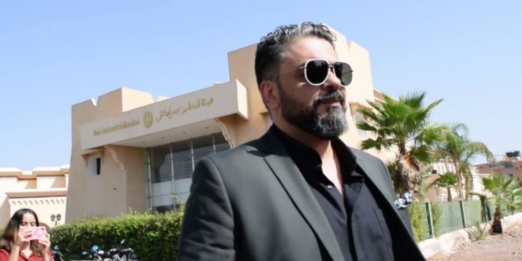 طليق دنيا بطمة يكشف المستور:”بناتي ليسوا بسلعة لكسب عطف الناس واستغلالهم”