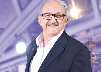 افتتاح فعاليات المهرجان الوطني لجائزة محمد الجم لمسرح الشباب
