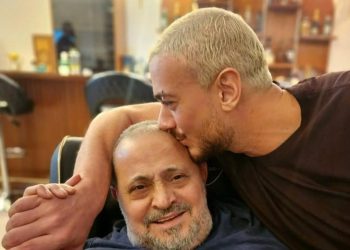 سعد لمجرد يقبل رأس جورج وسوف: “لن انسى اللحظات الجميلة التي قضيناها معا”