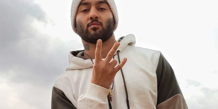 الحكم على مغني راب إيراني بالاعدام