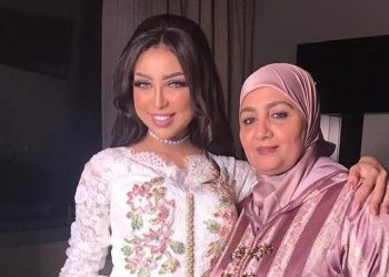 بمناسبة عيد ميلادها٠٠والدة دنيا بطمة توجه لها هذه الرسالة