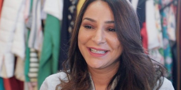 جميلة الهوني تفضح كاميرا خفية مراد العشابي: “عرفتوا وكنت مجبورة نكمل الحلقة”