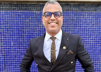 عبد الفتاح جوادي ينتقد مومو