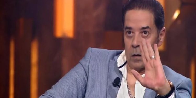الموت يفجع الفنان مدحت صالح في أقرب شخص له..