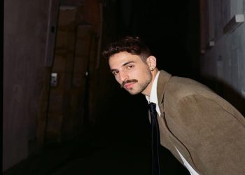رسالة عميقة ومؤثرة من خلال أغنية “قلبي ماني ناسي” للفلسطيني ”سانت ليفانت”