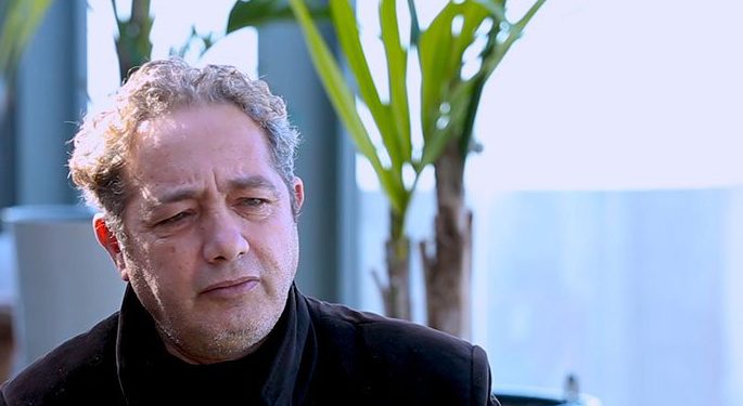الممثل رفيق بوبكر ينعي وفاة الفنان أحمد كارس ( صورة)