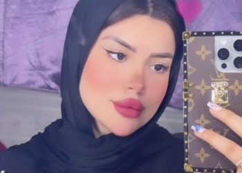 المدونة حفصة ابحيح تفاجئ متابعيها بقرار ارتداء الحجاب..صورة