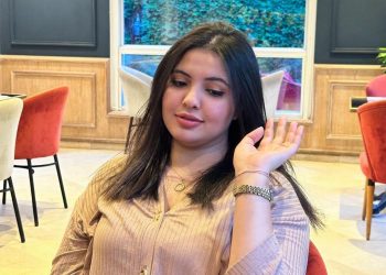 أفلاطونة تعلق بخصوص موت “مي السعدية” ..وتوجه رسالة قاسية إلى سارة