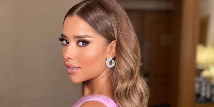 الفنانة بلقيس فتحي تزف إلى متابعيها هذه المفاجأة..