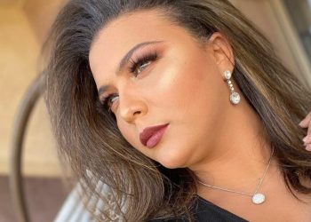 شيماء عبد العزيز بعد وفاة والدتها بأيام: “درت الواجب مع أمي وغادي رجع لخدمتي”