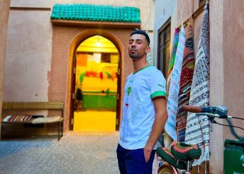 الفنان ياسين يجمع في أغنيته “ديما” بين ”الراب”  و ”كناوة”