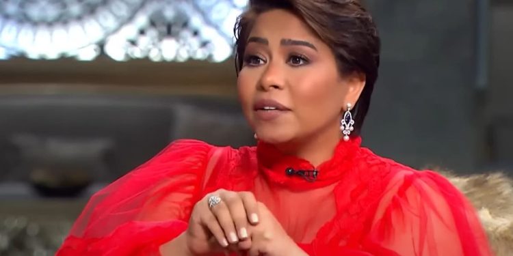بعد زواجها الجديد..شيرين عبد الوهاب تسافر بغية الشفاء من جرح طلاقها من حسام الحبيب