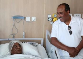 سعيد الناصيري يخطو إلى الخير..ويتكلف بعلاج السعدية اللوك