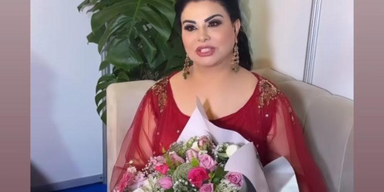 بعد تألقها في حفل موازين..لطيفة رأفت تشارك ابنتها حفل اختتام السنة الدراسية بالأخضر والأحمر