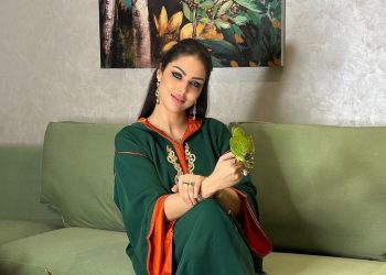 الفنانة ابتسام تسكت تختار بين التمثيل والغناء