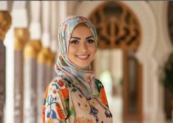 كنزة ليلي في التصفيات النهائية لمسابقة ملكة جمال الذكاء الاصطناعي العالمية