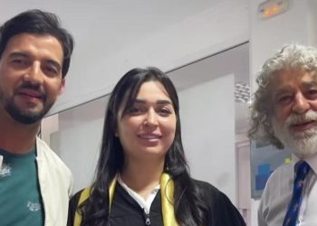 بعد إشاعات طلاقهما..عمر لطفي يتقاسم رفقة فرح الفاسي لحظات تخرجها ( صورة)