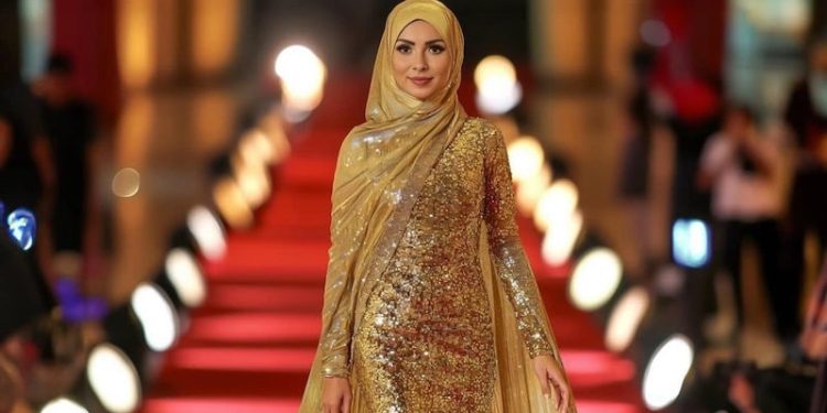 كنزة ليلي تفوز بلقب “ملكة جمال الذكاء الاصطناعي”