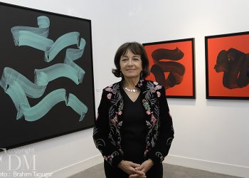 نجية مهادجي .. سخرت الصورة والريشة لخدمة قضايا إنسانية