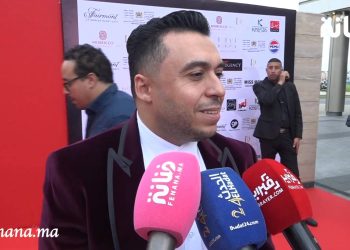 زكرياء غافولي يبوح بمواصفات زوجته المستقبلية ويكشف لأول مرة عن موضوع جديد فني آخر رفقة والدته