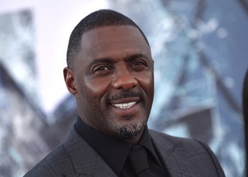 إدريس إلبا يعتزم إنشاء استوديو سينمائي في زنجبار