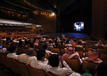 دور السينما السعودية تسجل إيرادات بـ1.12 مليار دولار