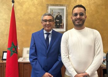 لقاء تواصلي يجمع بين الكوميدي رشيد رفيق والقنصل العام للمملكة المغربية بميلانو..ما سببه ؟
