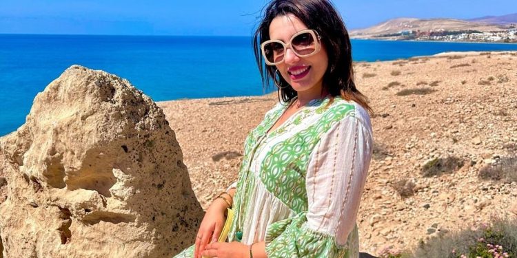 سحر الصديقي تعود إلى مجال الغناء من خلال هذا العمل..