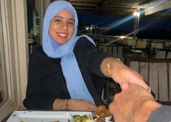 مريم الزايدي ترزق بأول مولود لها ( صورة)