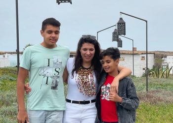 مونية لمكيمل مفتخرة بابنها بعد ولوجه عالم التمثيل: “أحسن ممثل بالنسبة ليا”