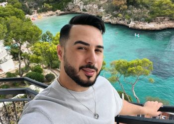 الفنان بدر سلطان يضرب موعدا لجمهور مدينة “ميدلت”