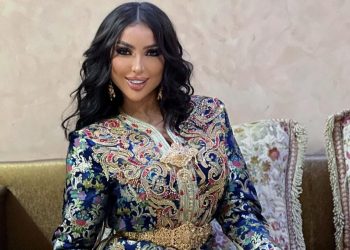 محبي الفنانة دنيا بطمة: ” الله ياخد الحق فلي حرمنا منك ومن إطلالتك”