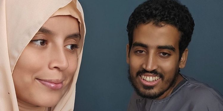 في عز محنتها..خديجة الصديقي تمدح شريكها: “عندي أحن وأعظم زوج”