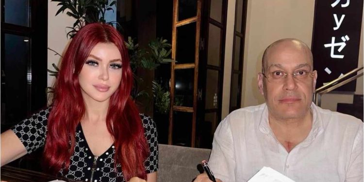 خولة بنعمران تخلق الجدل: “أنا أول فنانة مغربية نوقع عقد مع شركة بيراميدز بروداكشن”